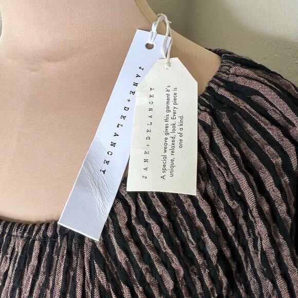 Jane and Delancey Blouson Top Small Brown Black Stripe Off The Shoulder Crinkle - Picture 8 of 10